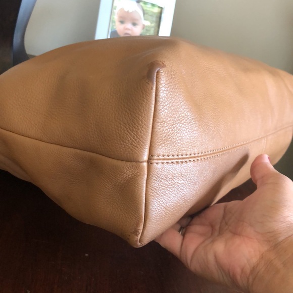 SOLD Tory Burch shoulder bag - Picture 9 of 10